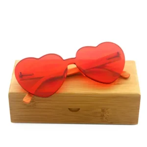 Custom logo Fashion Designer Sunglasses Heart Shaped Frame One Piece Lens Wooden Sunglasses River