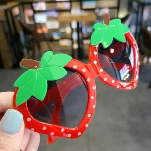 Cute Strawberry Fruit Shaped Children’s Sunglasses With Anti Ultraviolet Cute Baby Fashion Kids Glasses for Boys and Girls