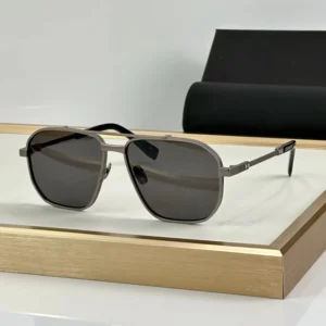 Designer Classic Driving Sunglasses with Metal Square Frames UV400 Vintage Style Sunglasses for Men and Women