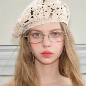 Factory Price Rectangle Sunglasses Women Fashion Small Size Metal Frame Sun Glasses UV400