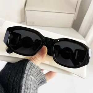 Fashion Design Sunglasses for Men and Women Square PC Trendy Luxury UV400 Protective