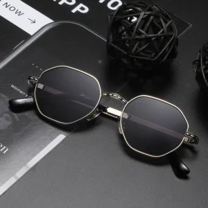 Fashion Women Large Frame Classic Luxury Women’s Sunglasses Ladies Trendy Designer Sun Glasses UV400
