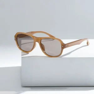 High Quality Trendy Sunglasses for Women Suitable for Cycling and Sports Sunscreen Protection Customizable Sunglasses