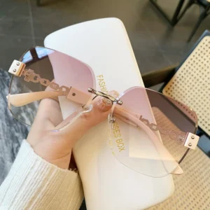 Hotsales Advanced Oversized Vintage Gradient Frameless Shades UV400 Rimless Trimming Edge Square Metal Chain Rivet Sunglasses