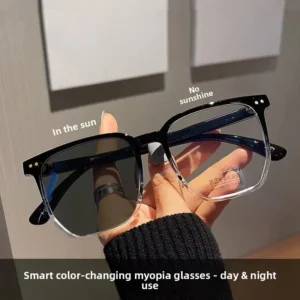 JINGXIN Photochromic myopia glasses for women trendy natural look large frame internet celebrity style blue light blocking
