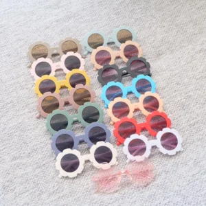 Kids Sunglasses with Sunflower Pattern Custom Logo Acrylic Lenses in Various Colors Blue White Red Green Pink PC Frame