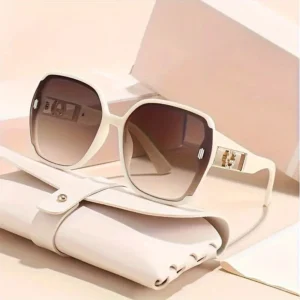 Ladies’ Classic Retro Rectangular Fashion Glasses Anti Reflective PC Lenses Lightweight Plastic Frame Equipped with White