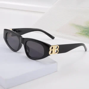 Ladies UV 400 Cat Eye Sunglasses Custom Fashion PC Mirror for Travel