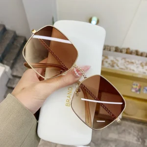Large Frame Hollowed-out Mirror Leg Sunglasses Slimming UV Block Frame Chain Sunshade Mirror Sunglasses