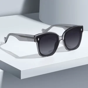 Luxury 1.1mm Polarized Unisex Sunglasses High Quality Fashion Design for Men and Women