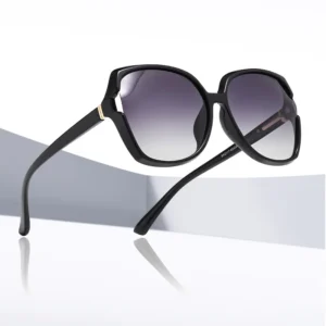 New Arrival Women’s Oversized Polarized Sunglasses Fashion PC Frame Trendy Shades