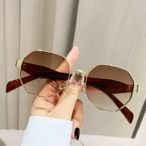New Box Polygon Luxury Designer Sunglasses Metal Retro Sunglasses for Men and Women UV400 Fashion Sunglasses