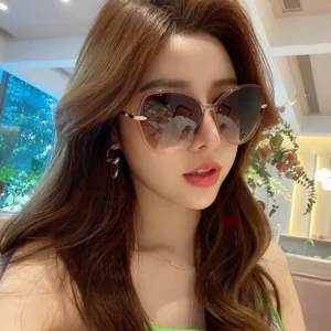 New Fashion Women’s High-end Metal UV400 Full Frame Sunglasses European American Polygonal Design