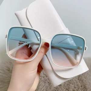 New Style Women’s Retro Sunglasses Square UV400 Fashion