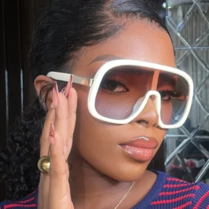 One-piece Large Frame Sunglasses for Women High-end Sun Protection Versatile KD 3243