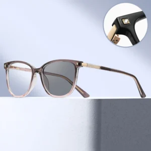 P82283 New Women TR90 Round Glasses Frame Optical Eyeglasses Anti Blue Light Eyewear with Photochromic Lenses Custom logo