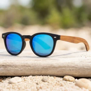 Rivet Decoration Polarized UV400 Lenses Bamboo Sunglasses for Daily Wear