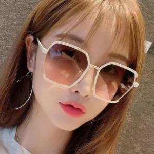 Small Frame Sunglasses UV400 Plastic Vintage Women Men Brand Sun Glasses Gradient Branded Stock Shades