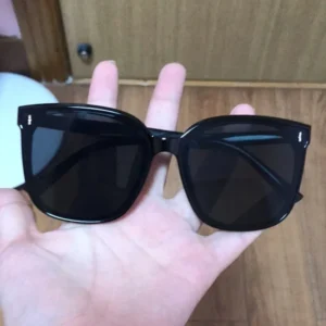 Sunglasses Polarized UV400 Women’s Fashion Sunglasses Retro Style PC Frame Oversized Gradient Square Sunglasses
