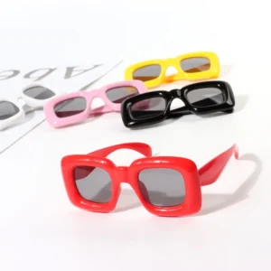 Trendy Child Sunglass Plastic Square Unisex UV400 Promotional Kids Novelty Sunglasses