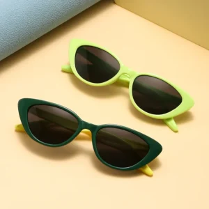 UV Protected Polarized Cat Eye Sunglasses for Kids Fashionable Boys Girls Green White Yellow Accent High Sunscreen Sunglasses PC