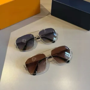 UV400 Sunglasses Comfortable Lightweight Unisex Design