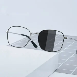 Women’s Plain Square Metal Photochromic Sunglasses Summer Lenses Full Frame Full Rim Geometry Quadrilateral Pattern Style