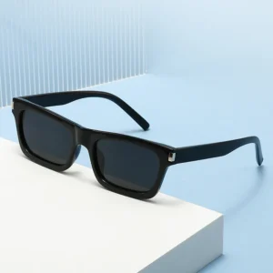 Women’s Retro Square UV400 Sunglasses Street Shot