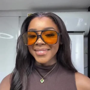 Women’s Vintage 70s Retro Square Sunglasses Classic Aviation Style with Large Black PC Frame Fashionable and Stylish